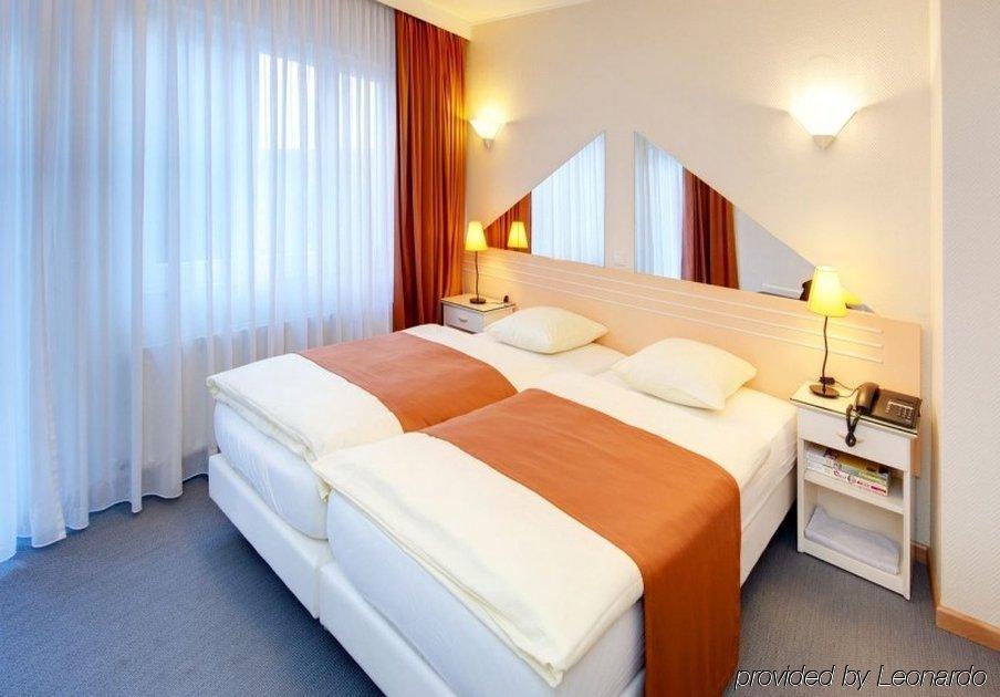 City Hotel Λουξεμβούργο Δωμάτιο φωτογραφία